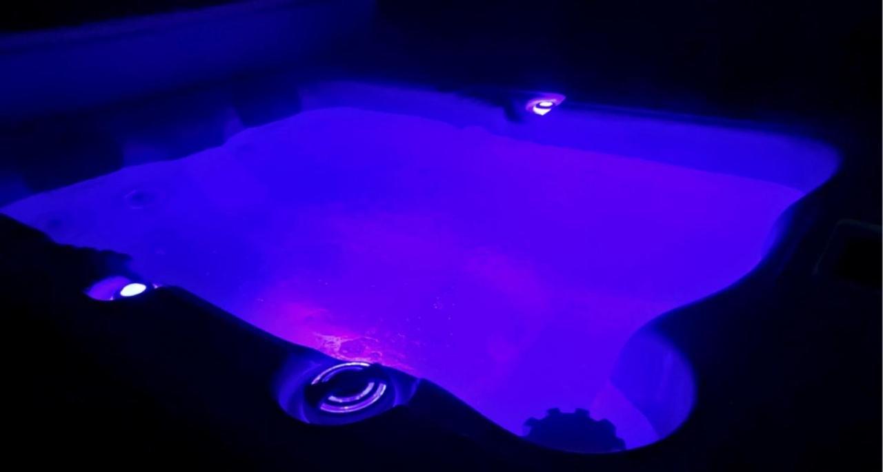 La Suite De Charme Du Mas De La Fontaine De Jonquier Avec Spa Privatif Séguret Dış mekan fotoğraf