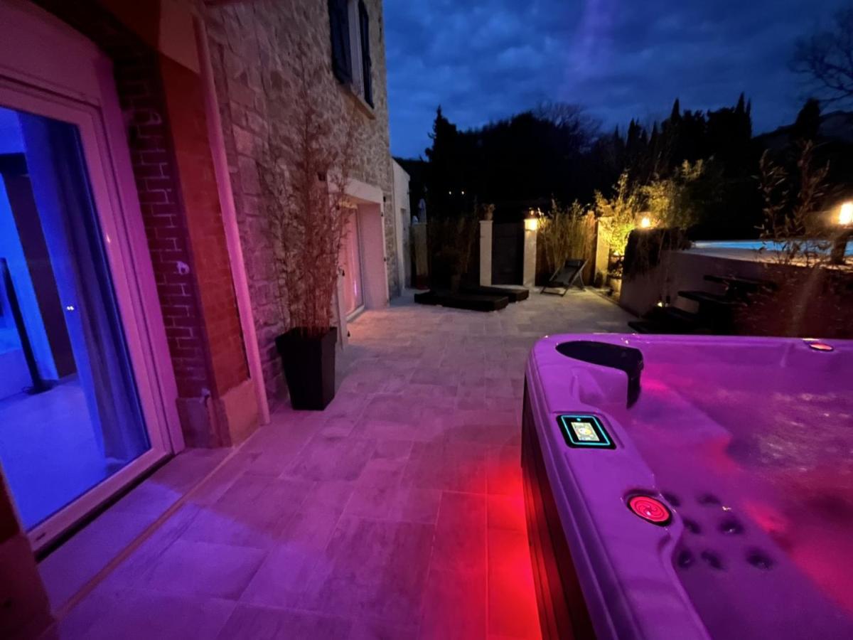 La Suite De Charme Du Mas De La Fontaine De Jonquier Avec Spa Privatif Séguret Dış mekan fotoğraf