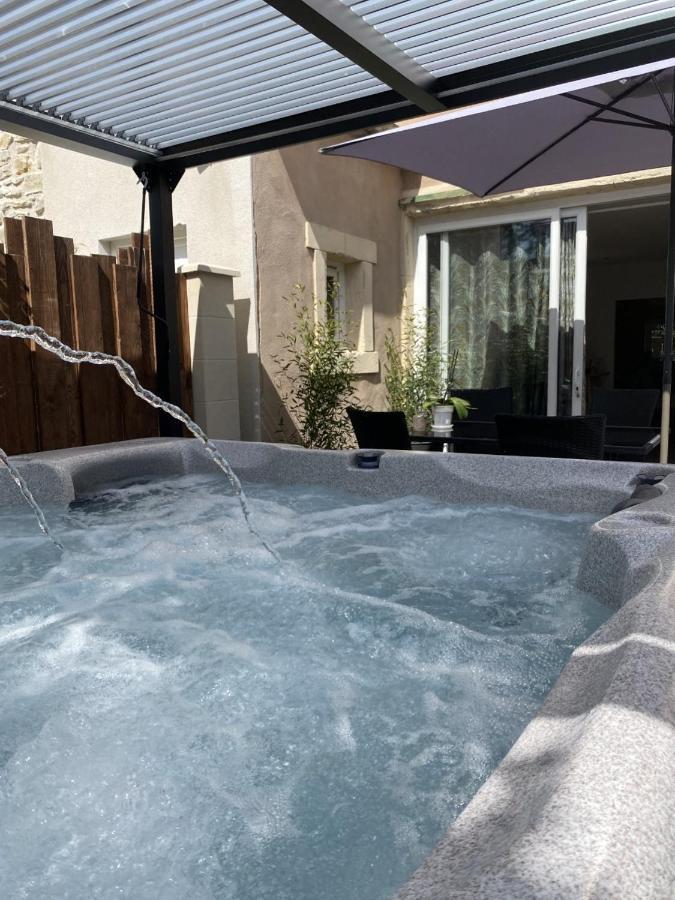 La Suite De Charme Du Mas De La Fontaine De Jonquier Avec Spa Privatif Séguret Dış mekan fotoğraf