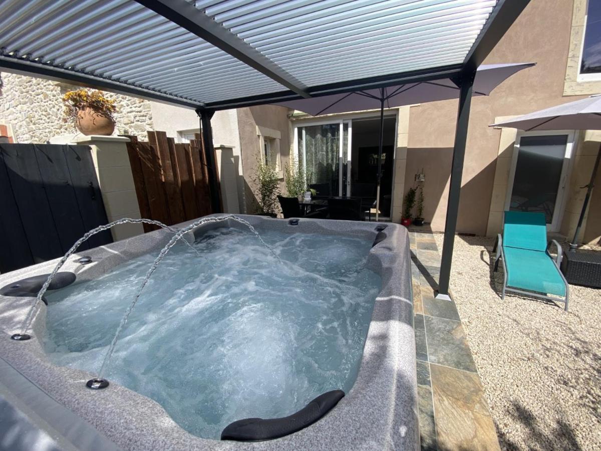 La Suite De Charme Du Mas De La Fontaine De Jonquier Avec Spa Privatif Séguret Dış mekan fotoğraf
